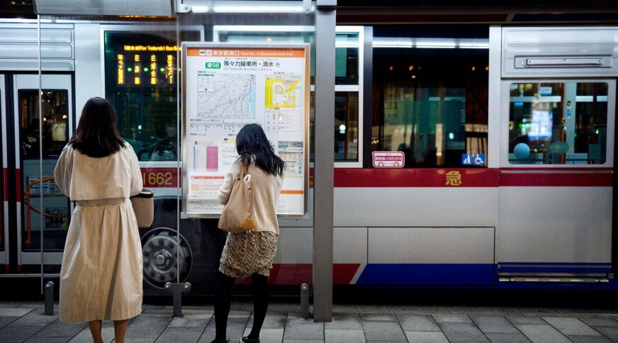 Enabling Real-Time Passenger Information with High-Brightness LED Displays